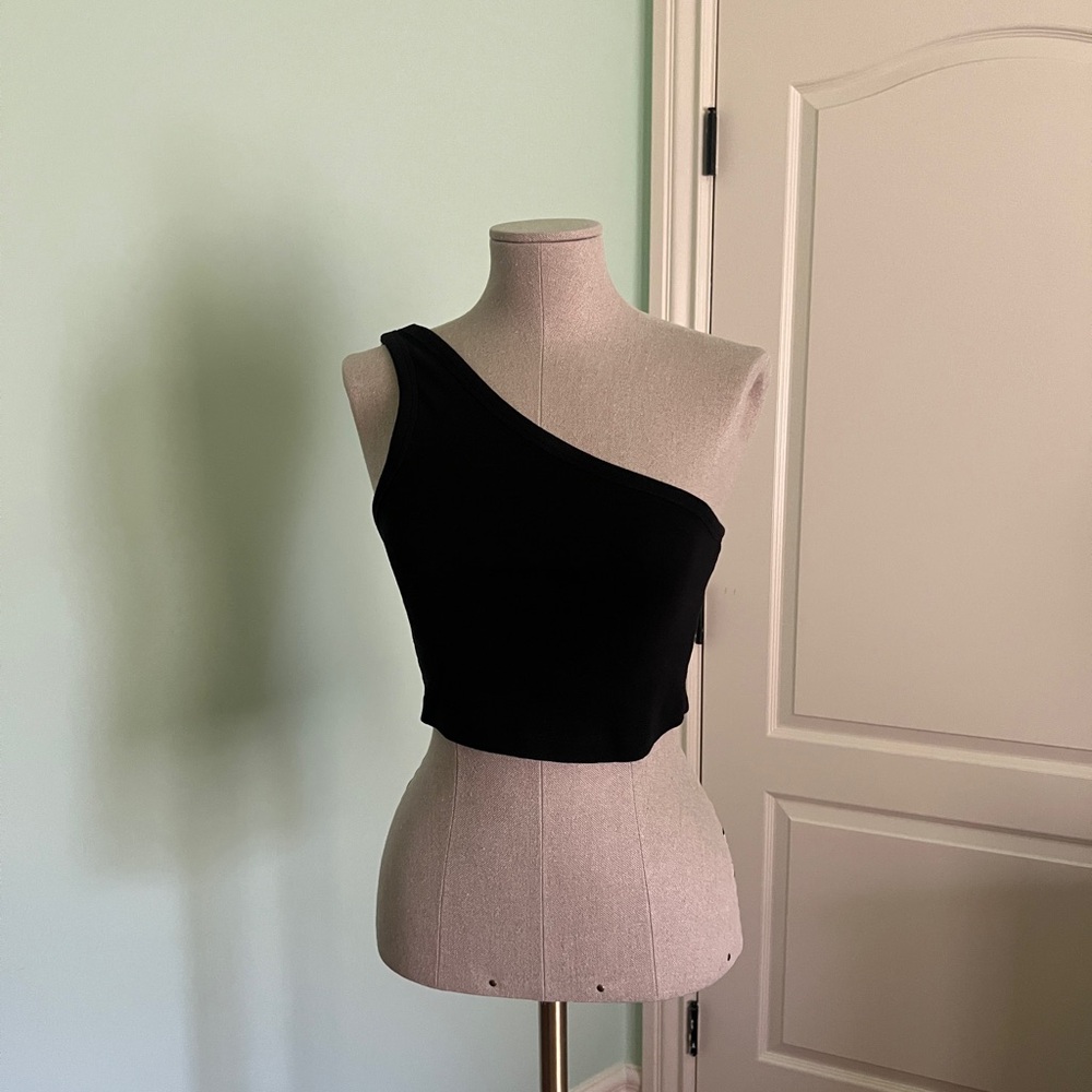Zara Black Asymmetrical Crop Tank Top